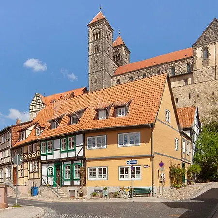 Unter Dem Schloss Quedlinbourg